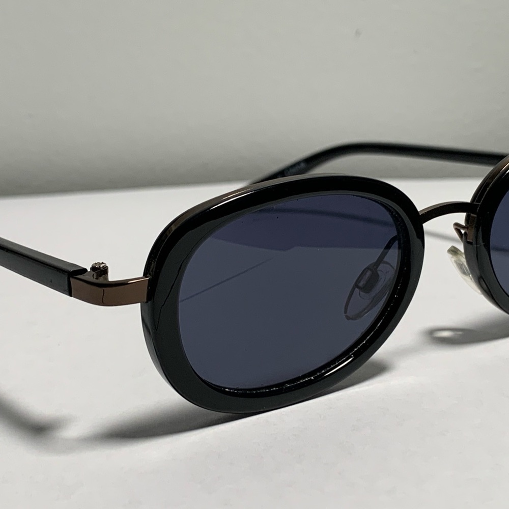 Black sunglasses